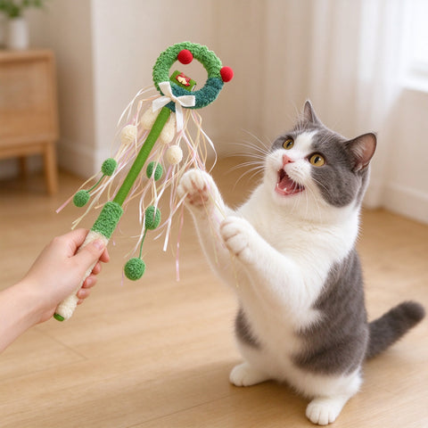 Holiday Wreath Cat Wand